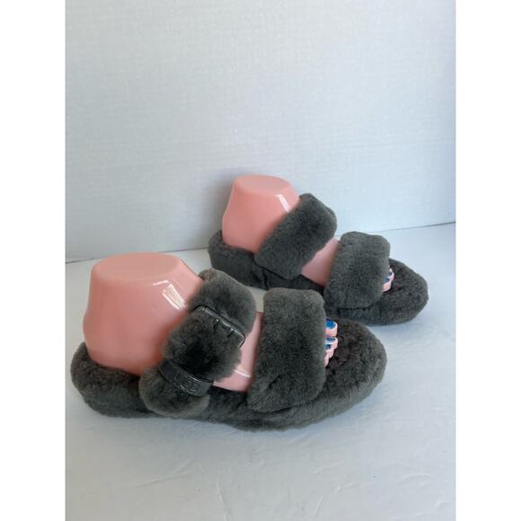 UGG Australia Women's 1104662 FUZZ YEAH Gray Shearling Fur Open Toe Slippers 7-8 - Picture 3 of 7